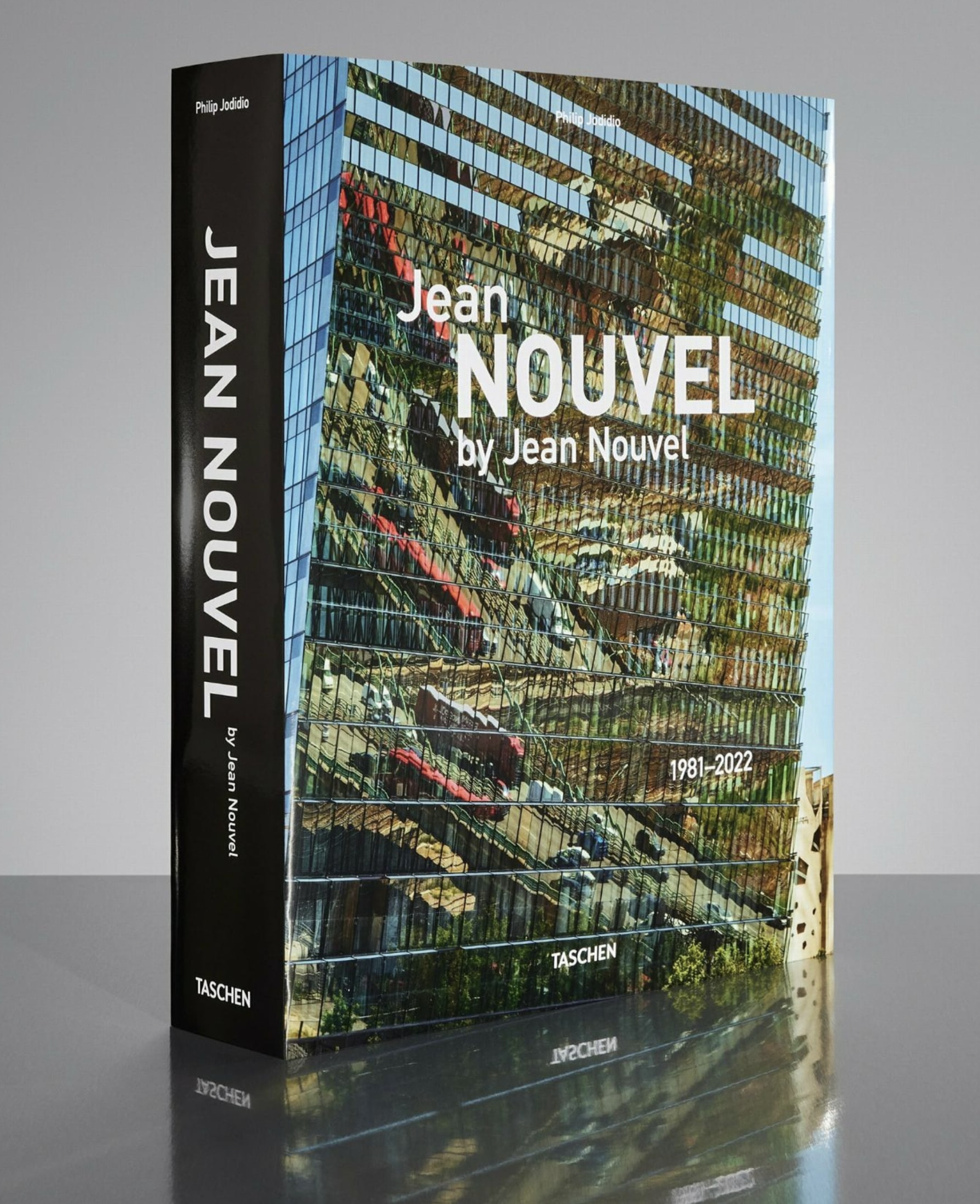 Jean Nouvel by Jean Nouvel. 1981-2022
