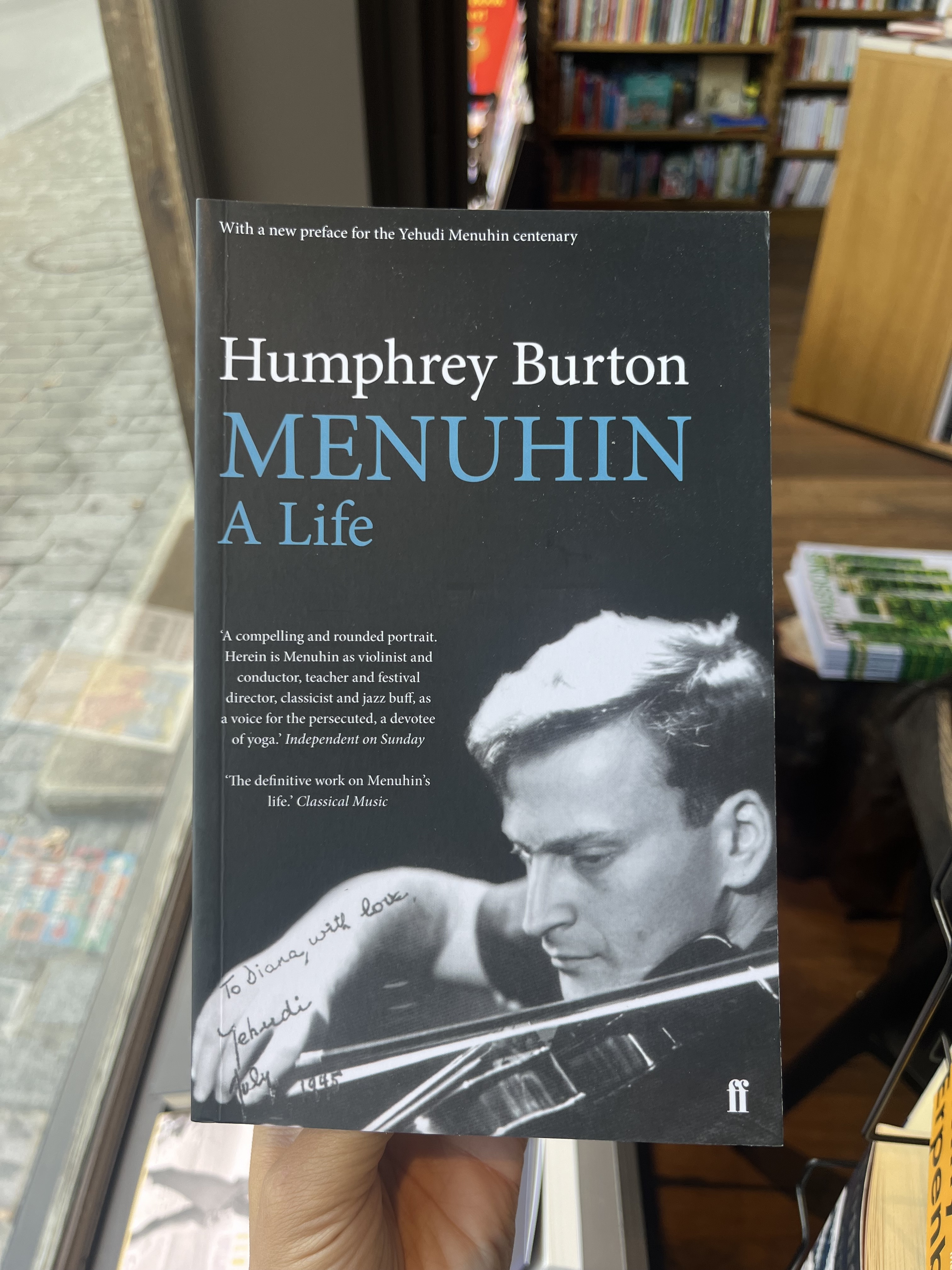 Menuhin. A Life